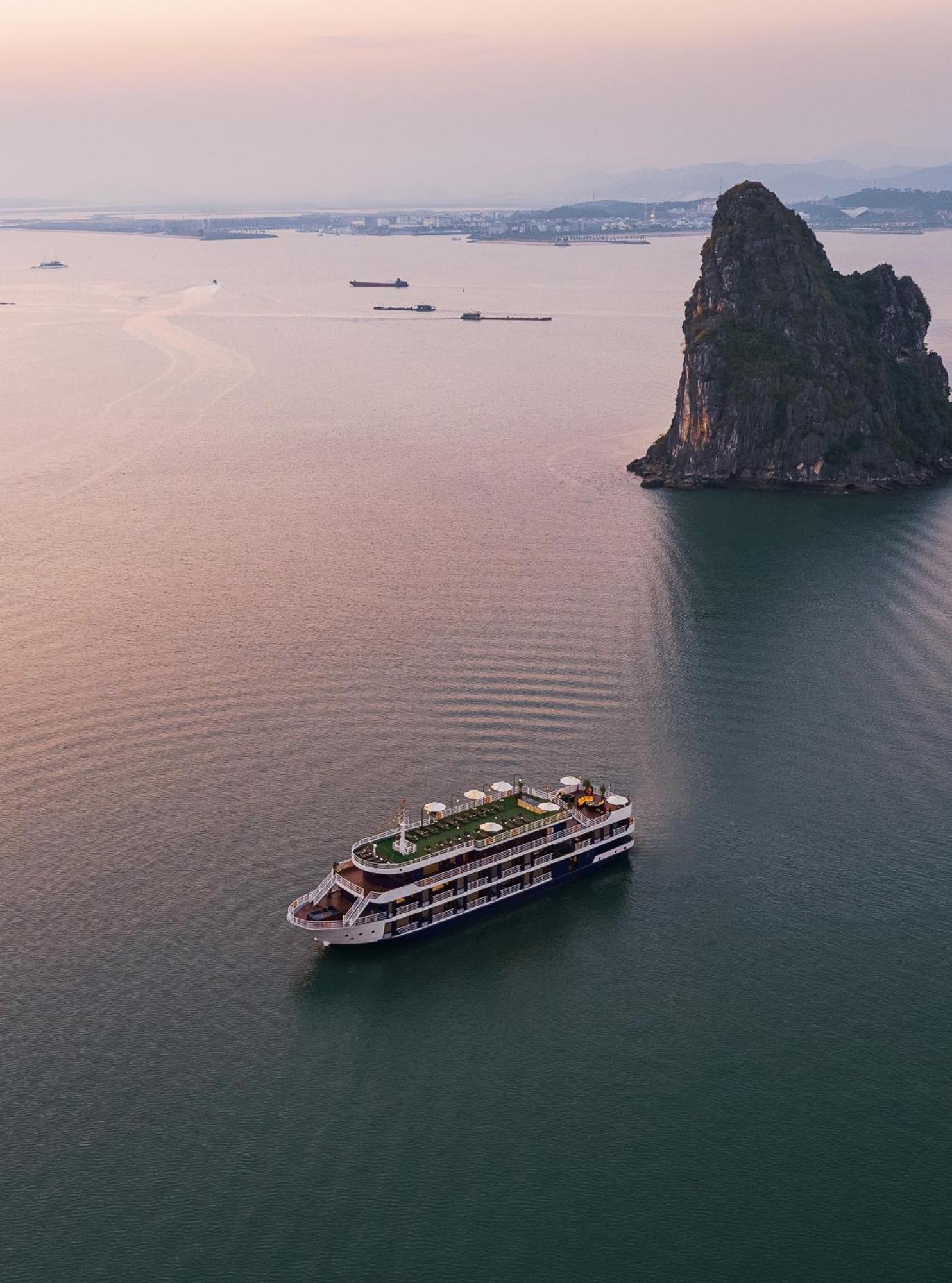 Halong Dragon Bay Cruise Ha Long Exterior foto
