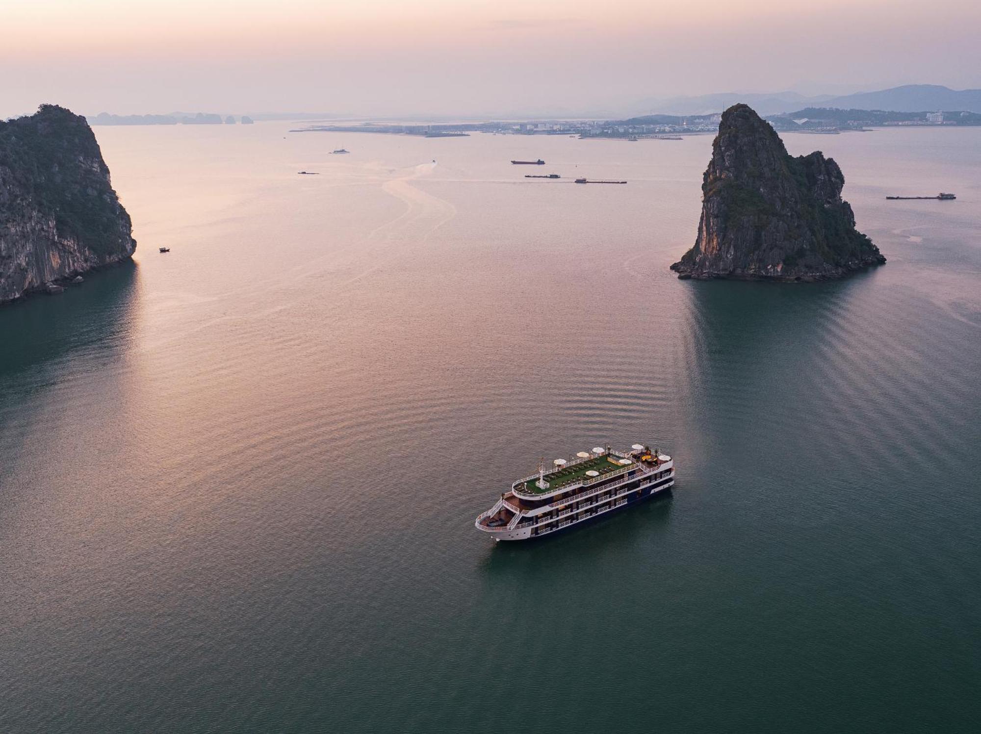 Halong Dragon Bay Cruise Ha Long Exterior foto