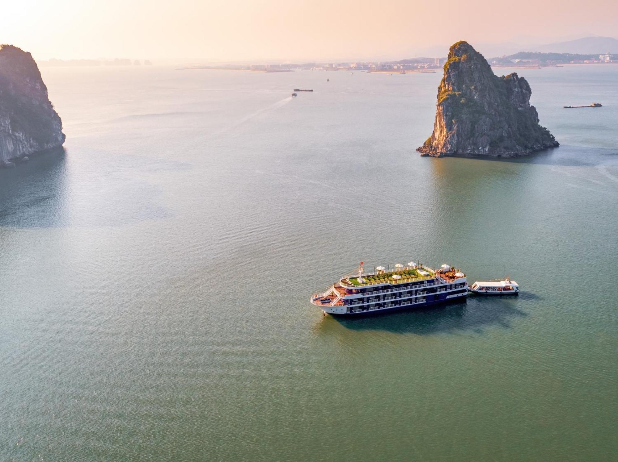 Halong Dragon Bay Cruise Ha Long Exterior foto